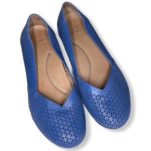 Dansko💙 blue laser cut leather ballet flats 7